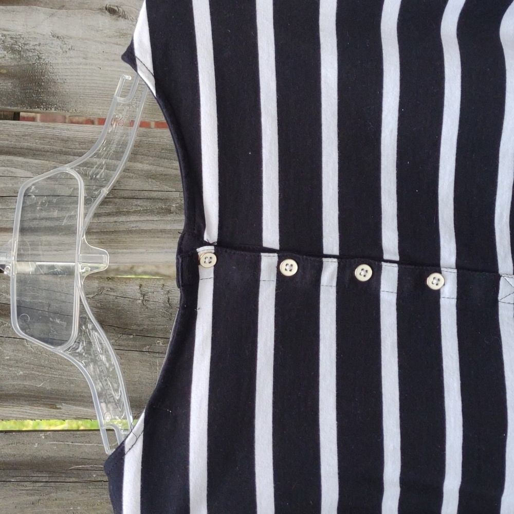 Ladies Tunic with Sheer Flounce Bottom - Picture 6 of 10